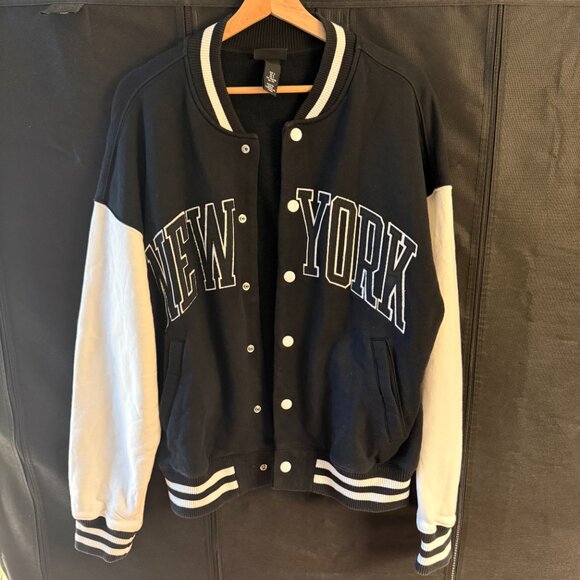 H&M Black & White “New York” Varsity Bomber Jacket - Picture 3 of 3